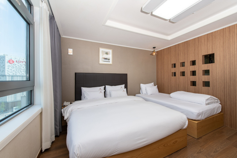 Bedroom 3, Central Park Hotel Busan, Jung