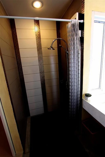 Bathroom 4, Bearing 26 Hotel, Muang Samut Prakan