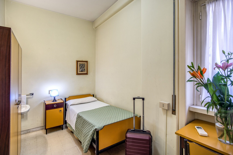 Bedroom 4, Casa Per Ferie Ravasco San Pietro, Rome
