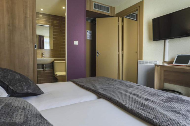 Bedroom 4, Hotel Atoll, Deux-Sèvres
