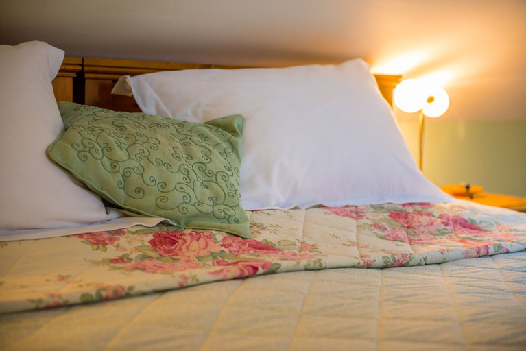 Bedroom 2, Wesley House Holiday Cottages, Cornwall