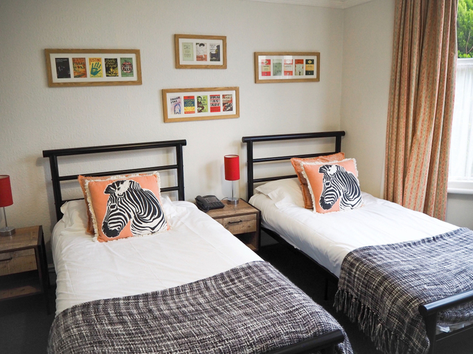 Bedroom 2, Hayward’s at the Grasmere, Bath and North East Somerset
