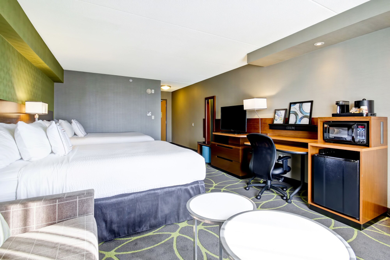 Bedroom 4, Fairfield Inn & Suites by Marriott Guelph, Wellington