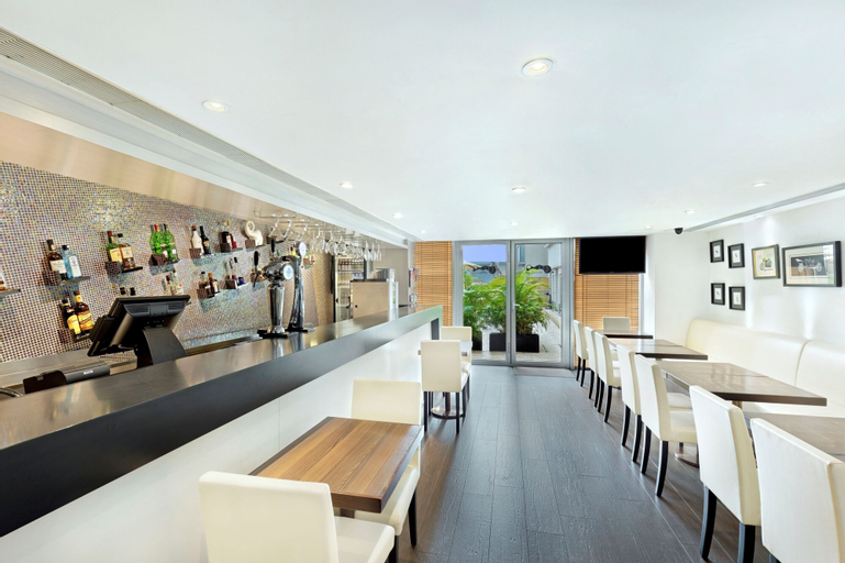 Food & Drinks 21