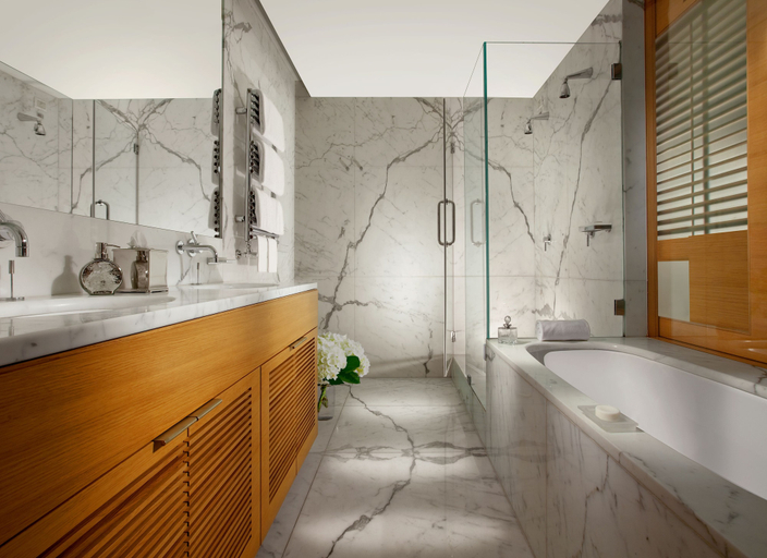 Bathroom 4, Hotel Raphaël – Relais & Châteaux, Rome