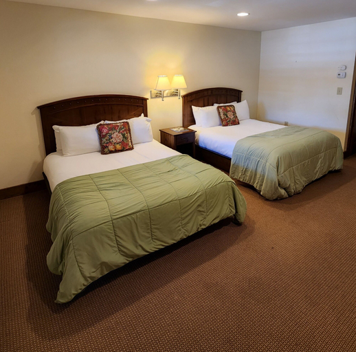 Bedroom 3, The Inn at Shady Lawn, Avery
