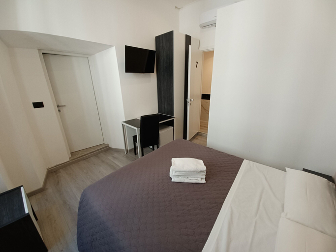 Bedroom 4, Hotel Mimosa, Rome