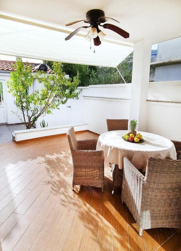 Others 4, Holiday House Dora, Punat