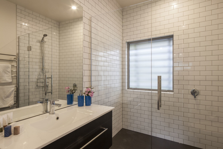 Bathroom 3, 22 Hallenstein Apartments by Staysouth, Queenstown-Lakes
