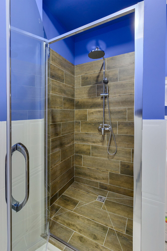 Bathroom 4, Opera Apartments, Almaty