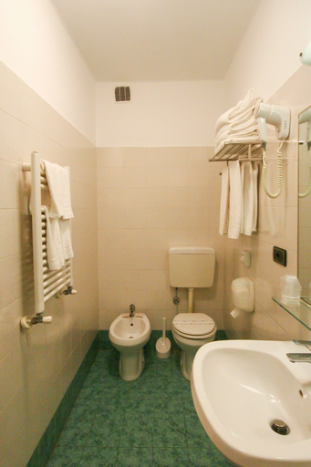 Bathroom 5, Best Quality Hotel Dock Milano, Torino