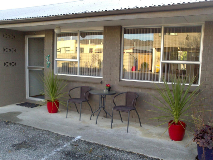 Exterior & Views 2, Almond Court Motel, Central Otago