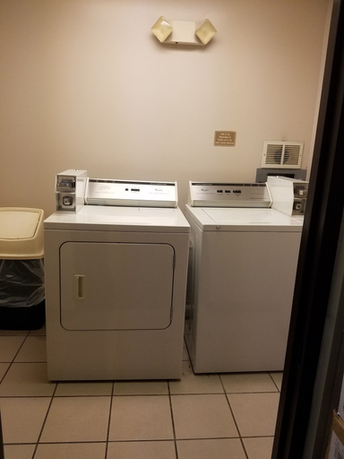 Bathroom 4, Quality Suites Paducah I-24, McCracken