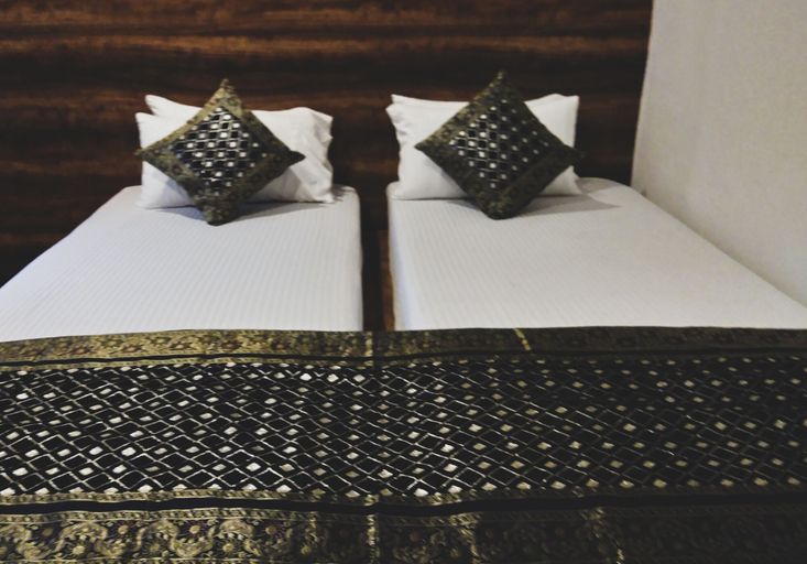 Bedroom 3, Dwivedi Hotels Hotel Elena, Chandauli