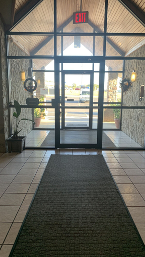 Exterior & Views 2, Regency Inn And Suites, Adair