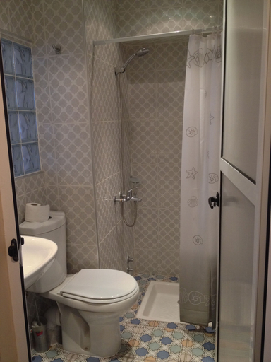 Bathroom 4, Dar Omar Khayam, Tanger-Assilah