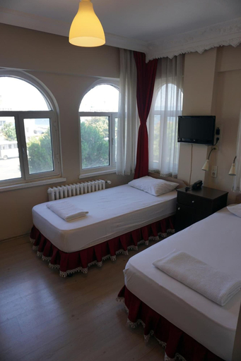 Bedroom 5, Boss Hotel, Eceabat