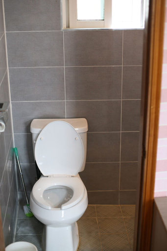 Bathroom 3, Guesthouse in Gangneung Myunggane, Gangneung