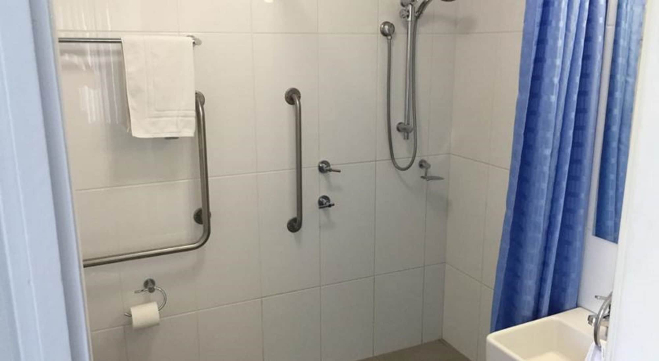 Bathroom 3, Mollymook Aquarius Apartments, Shoalhaven - Pt B