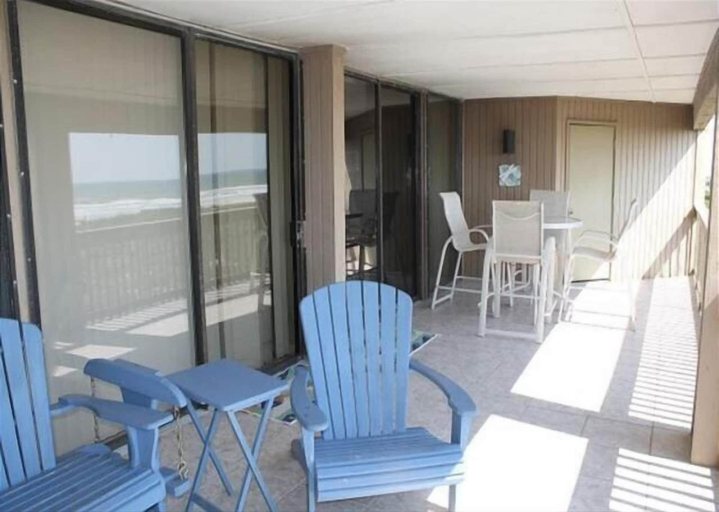 Others 1, Hibiscus B302, Saint Johns