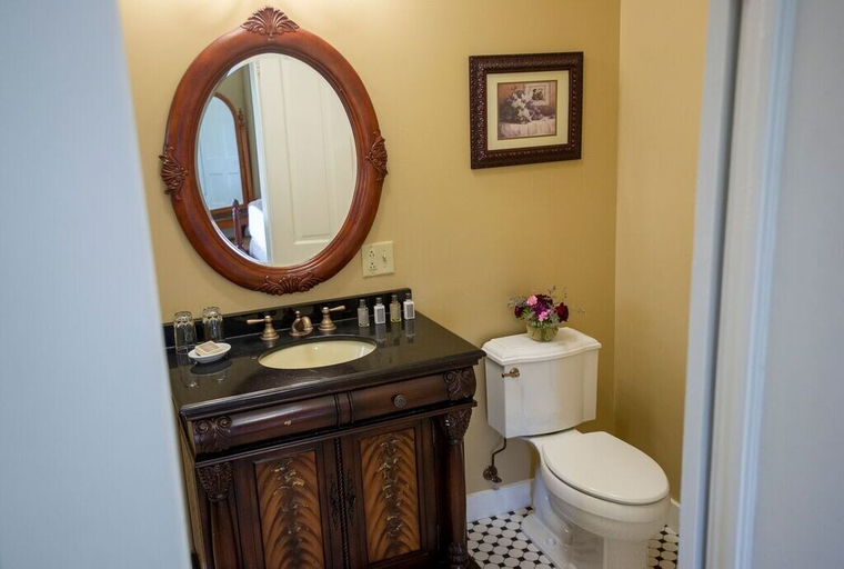 Bathroom 3, Athenaeum Hotel, Chautauqua