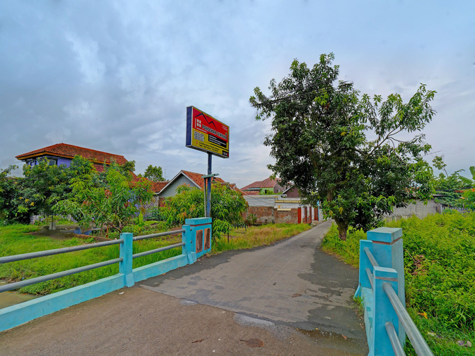Others 4, OYO 91955 Pondokan Cempaka, Cirebon