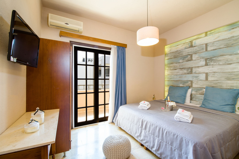 Bedroom 4, Evangelos Apartments, Crete