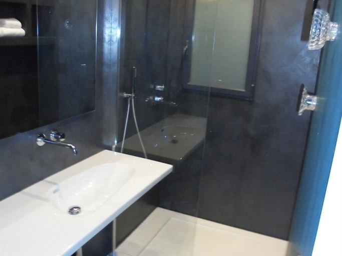 Bathroom 4, Maison D'hôtes Bastia, Haute-Corse