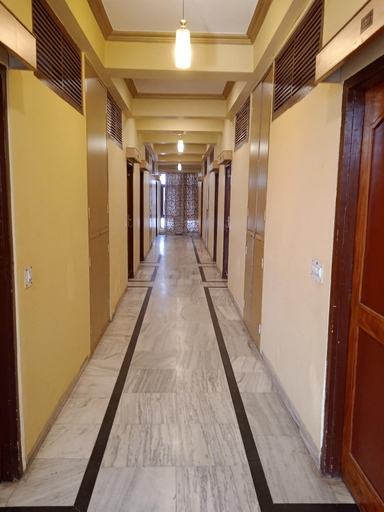 Others 5, Hotel New Mamta, Srinagar