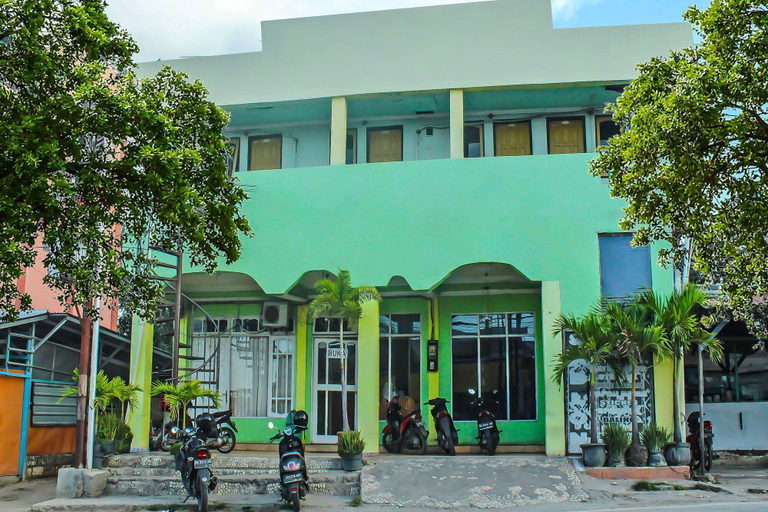 Exterior & Views 1, OYO 91721 Hotel Brenton, Kupang