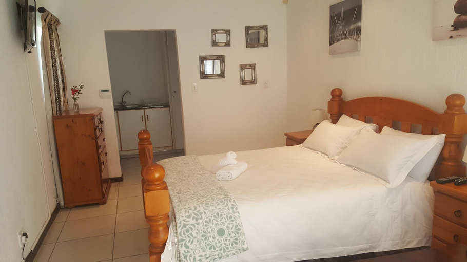 Bedroom 4, 8 Ibis Lane Guest House, City of Johannesburg