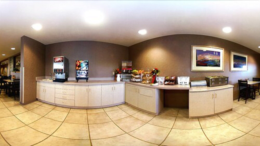 Food & Drinks 5, Motel 6 Bernalillo, NM, Sandoval