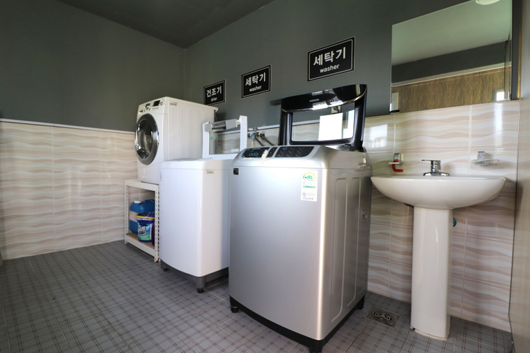 Bathroom 3, Airport Hotel, Gangseo