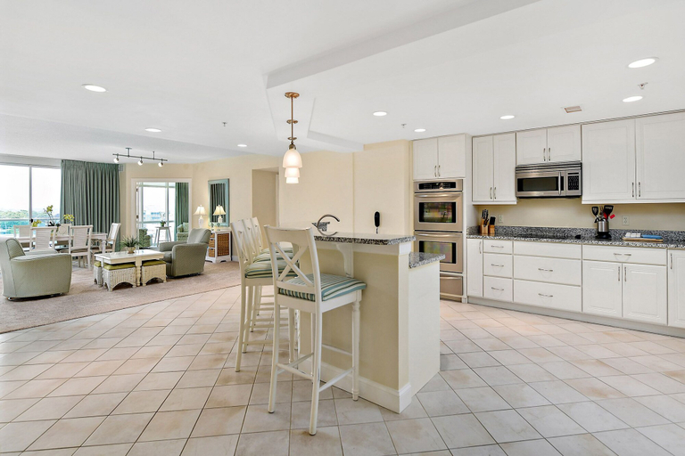 Others 5, Miramar Condominiums, Worcester