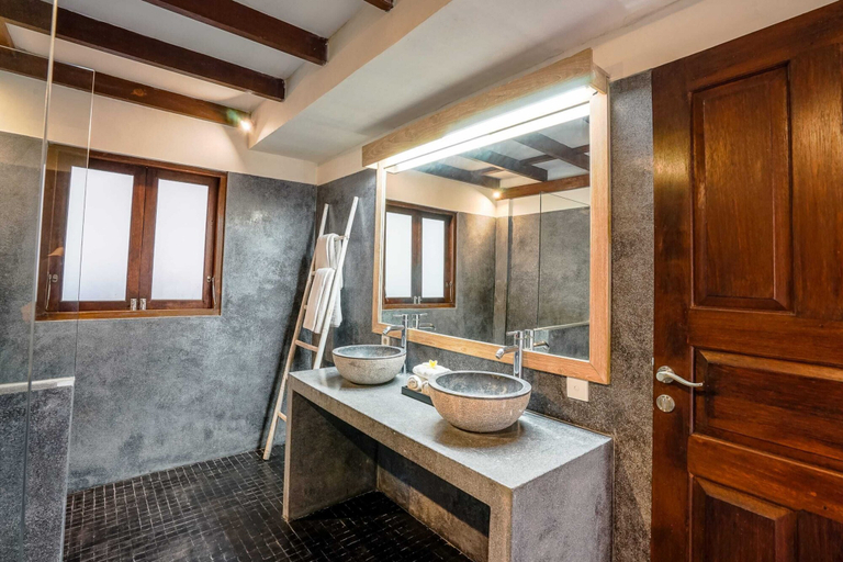 Bathroom 2, Villa Cira, Badung