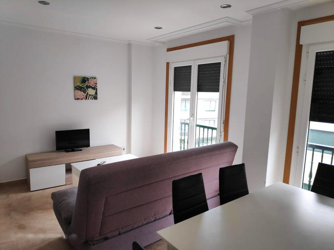 Others 5, Apartamentos Revolta Sanxenxo 3000, Pontevedra