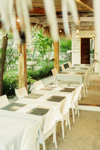 Food & Drinks 5, Blanco Beach Resort, Daanbantayan