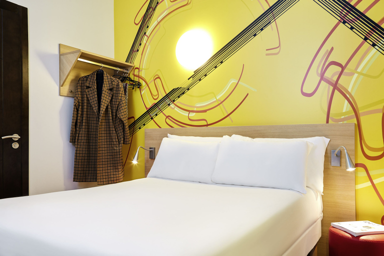 Bedroom 3, ibis Styles Marseille Gare Saint-Charles, Bouches-du-Rhône
