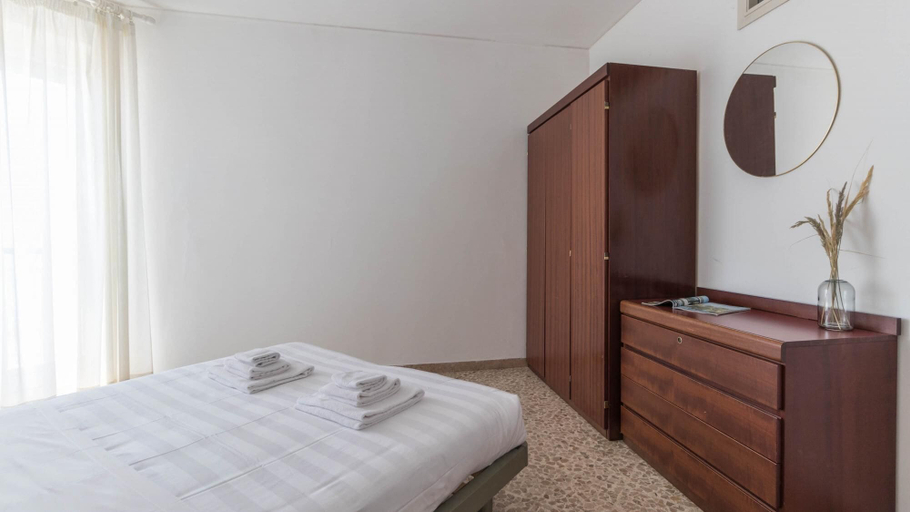 Bedroom 4, Sant Erasmo 3 - 32, Imperia