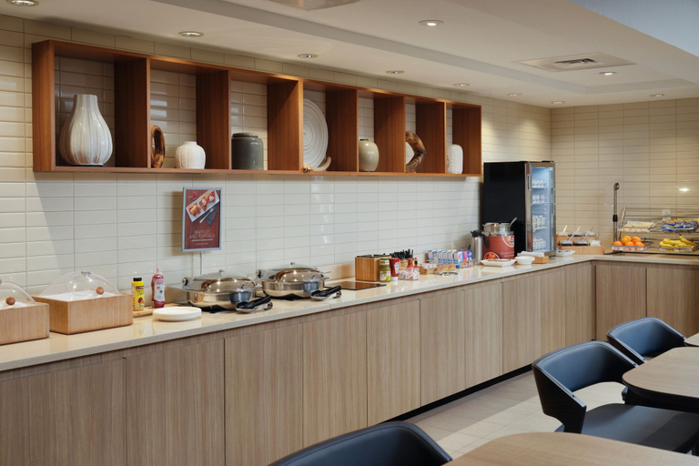 Food & Drinks 5, Springhill Suites By Marriott Metro Center, Davidson