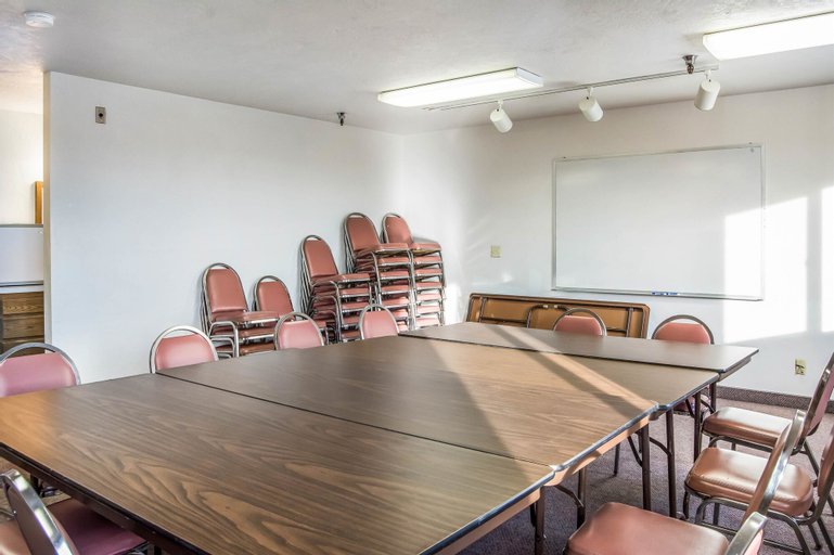 Business Facilities 28