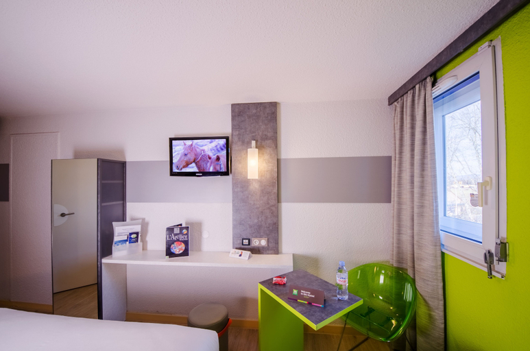 Bedroom 4, ibis Styles Brive La Gaillarde, Corrèze