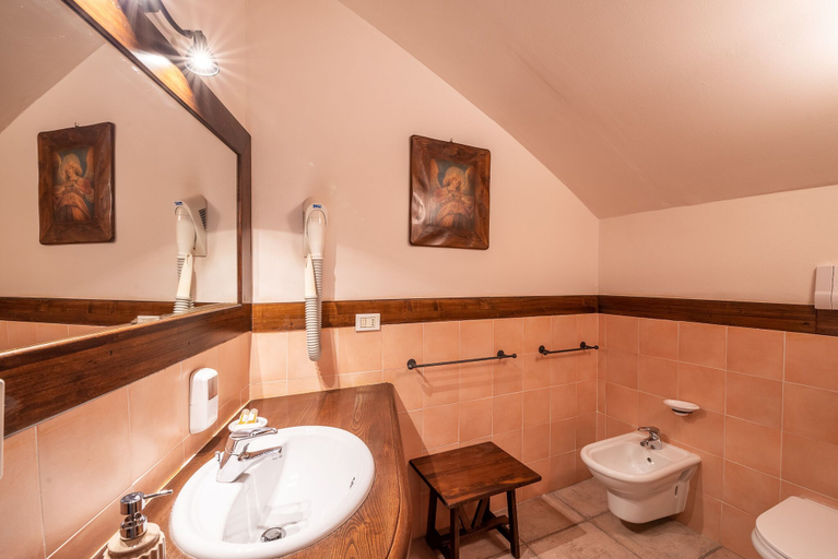 Bathroom 4, HOTEL TREVI, Perugia