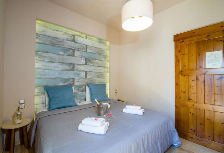 Bedroom 5, Evangelos Apartments, Crete