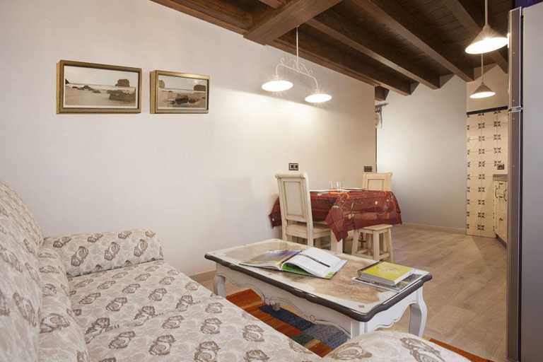 Others 4, Apartamentos el Aramo, Asturias