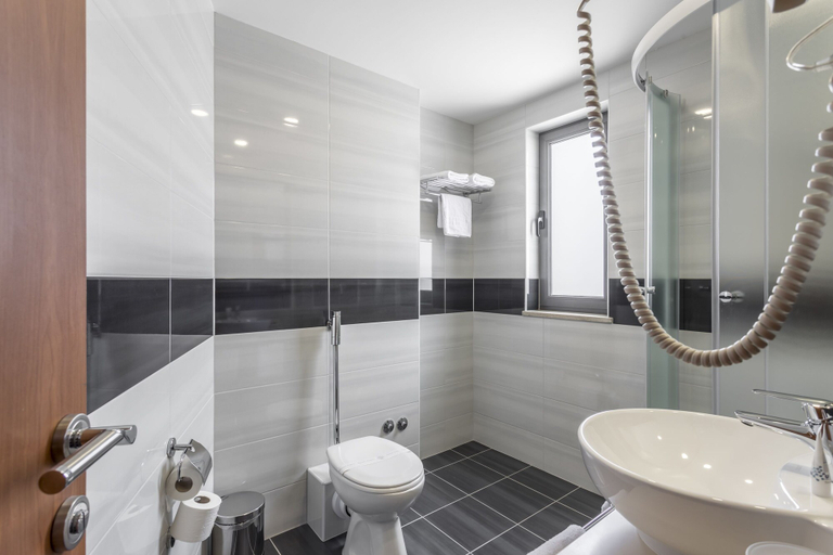 Bathroom 5, Hotel As, Split