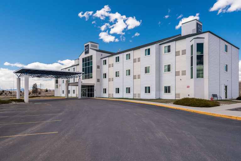 Exterior & Views 2, Red Lion Inn & Suites Butte, Silver Bow