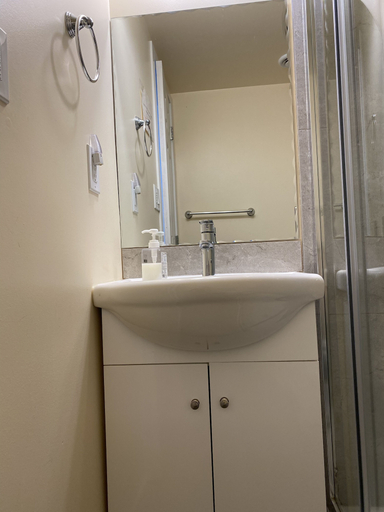 Bathroom 5, Richmond Vancouver Airport Comfy Home, Greater Vancouver