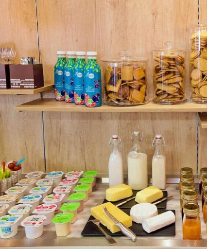 Food & Drinks 5, Residhome Neuilly Bords de Marne, Seine-Saint-Denis
