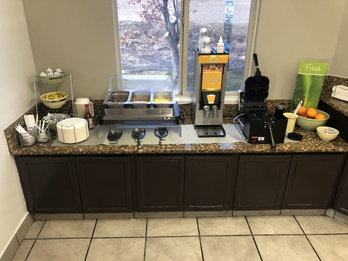 Food & Drinks 4, Quality Inn & Suites Meridian - West Boise, Ada